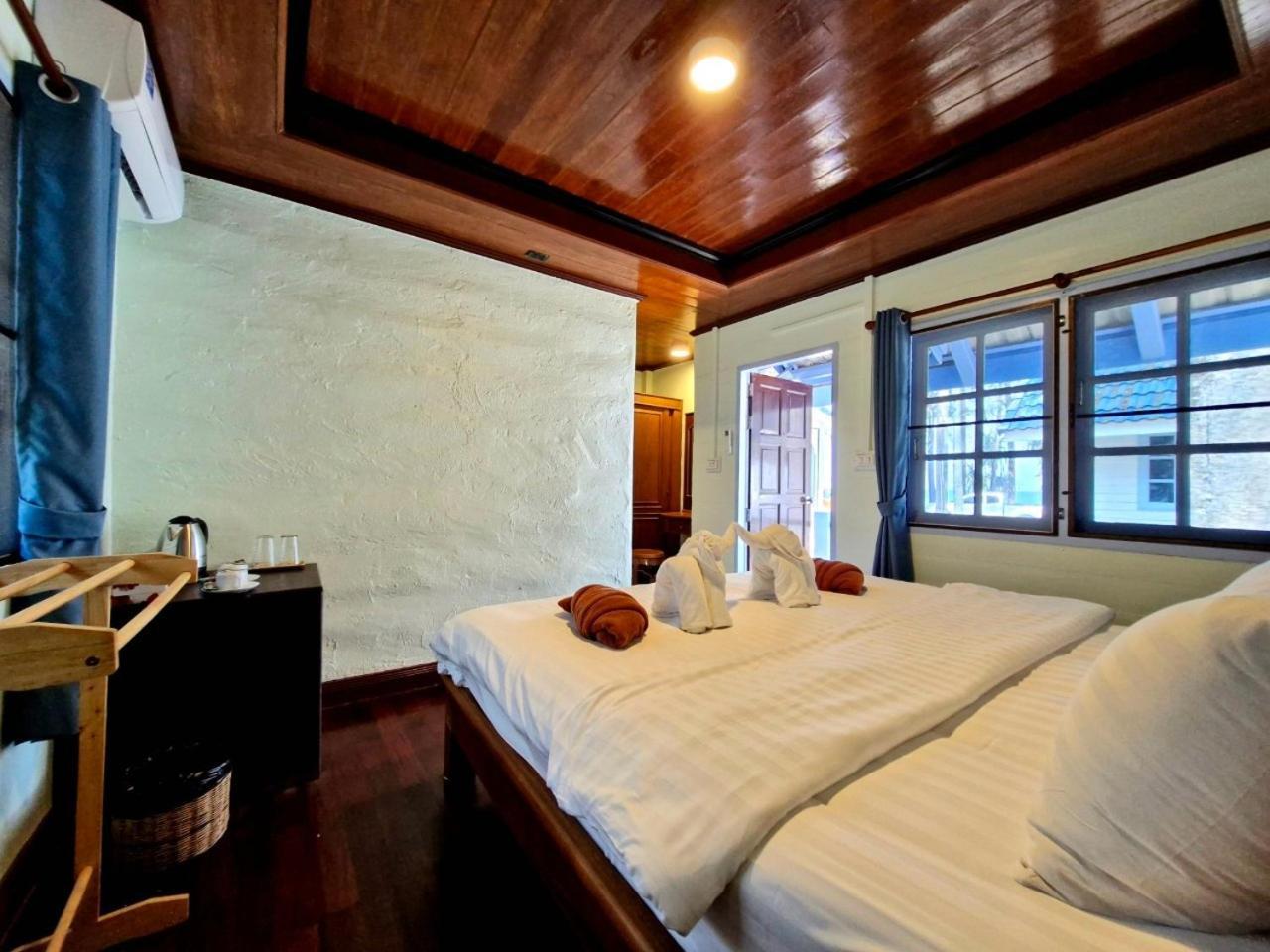 Solstice Phuket Villa Nai Thon Beach Exterior photo