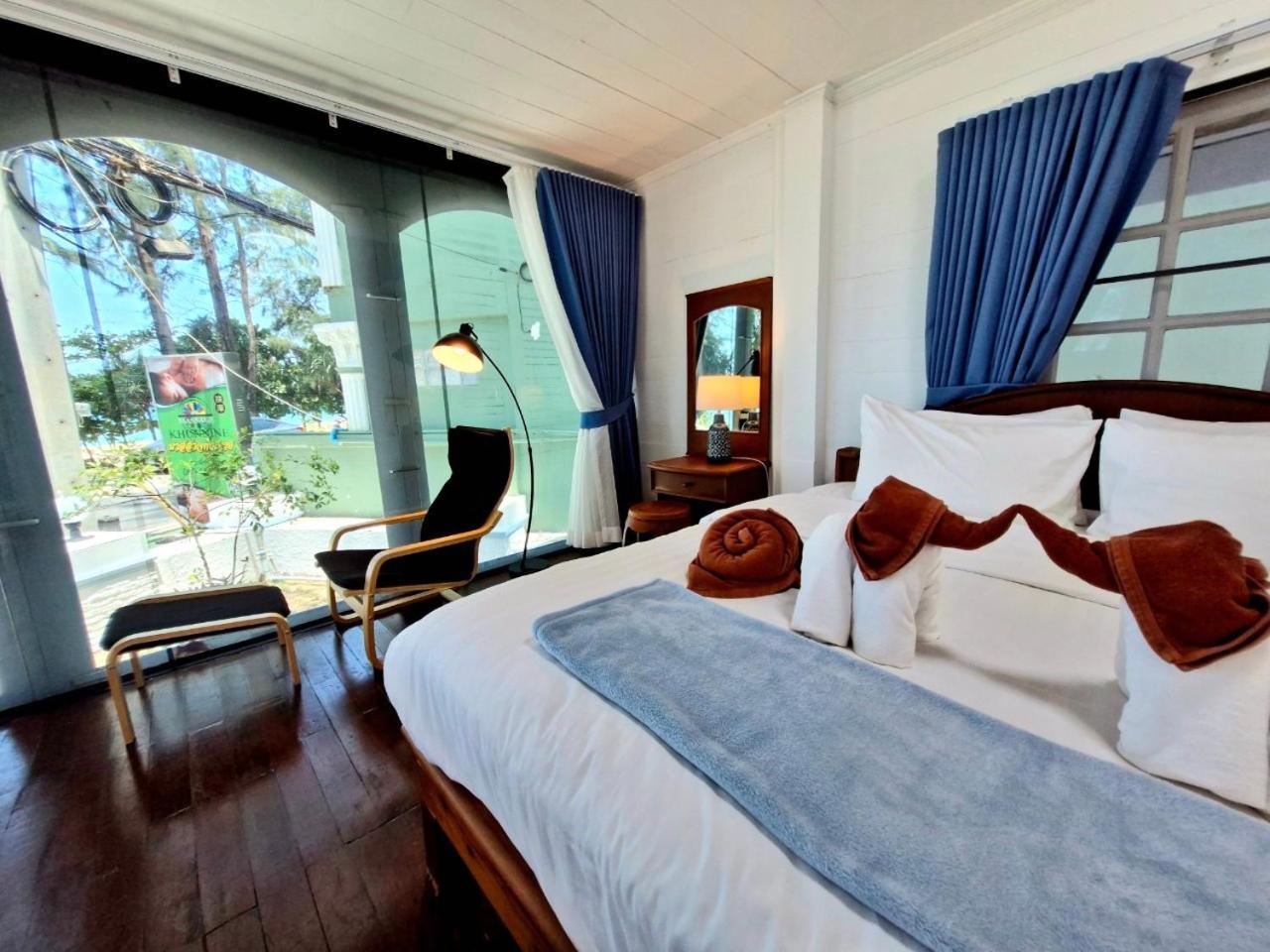 Solstice Phuket Villa Nai Thon Beach Exterior photo