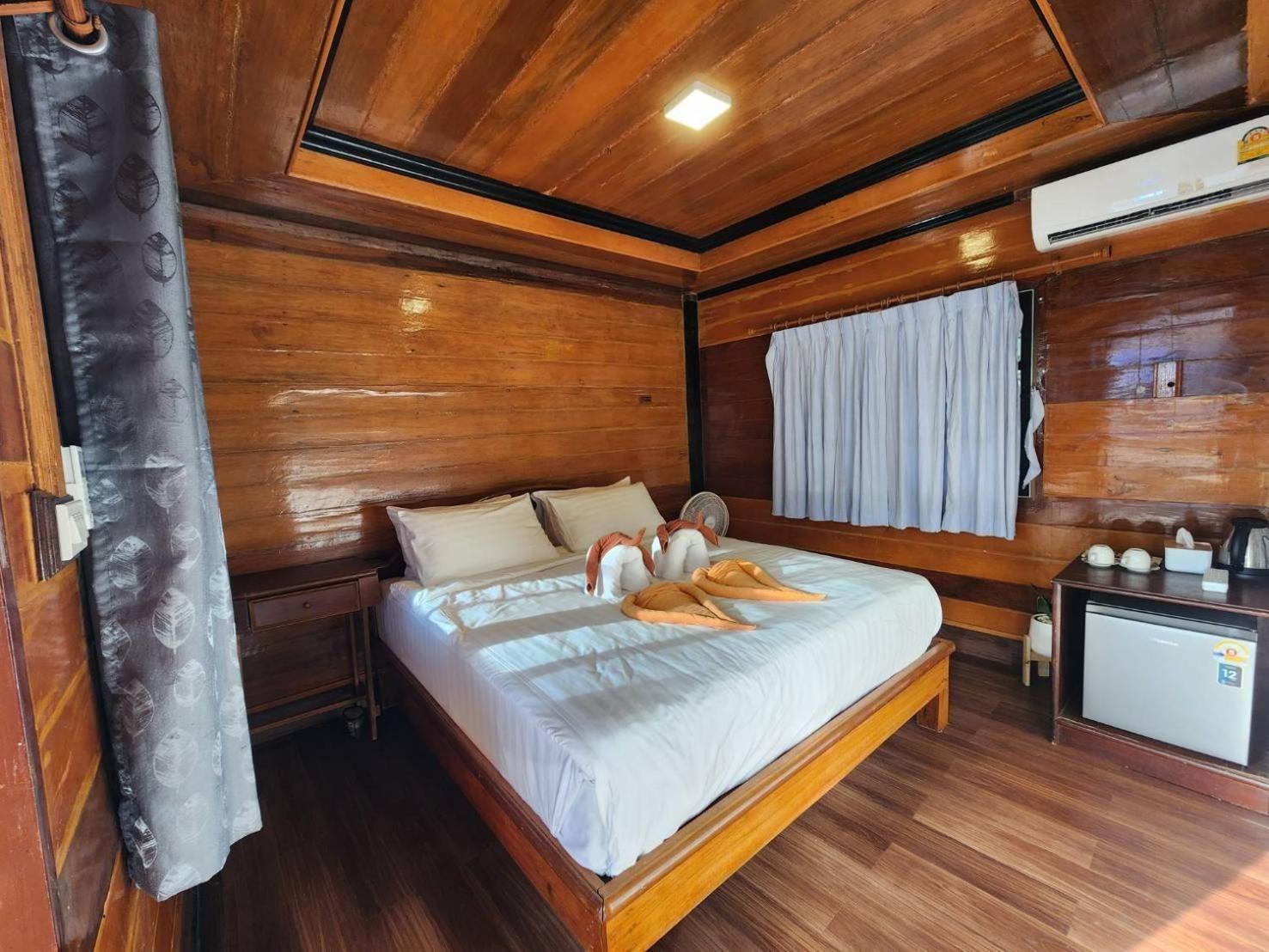 Solstice Phuket Villa Nai Thon Beach Exterior photo